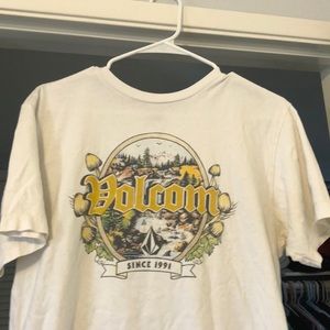 MENS VOLCOM TEE SHIRT, graphic tee